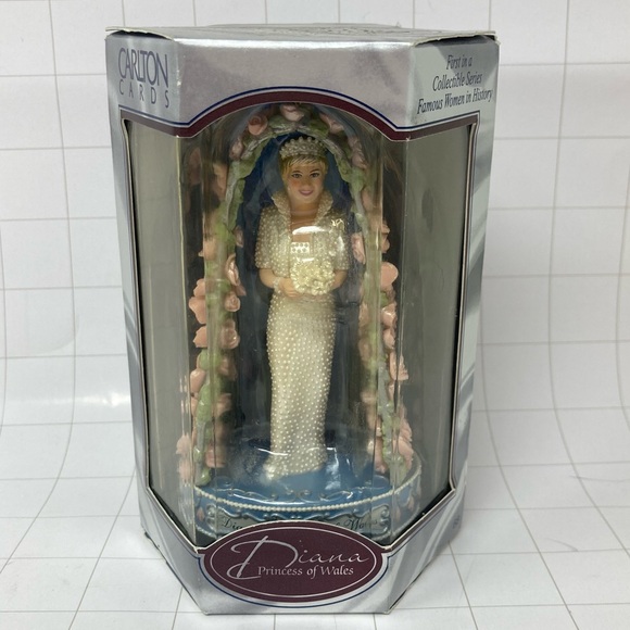 Carlton Cards Diana Princess of Wales Famous Women in History collectible NIP - Picture 3 of 8